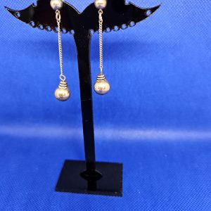 DROP EARRINGS