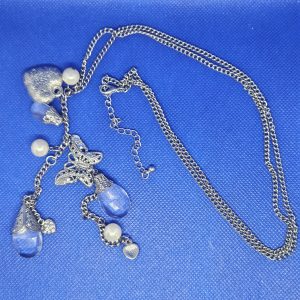 COSTUME NECKLACE